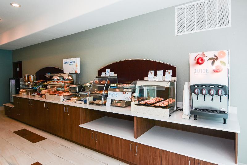 新波士顿智选假日套房酒店 New Boston 外观 照片